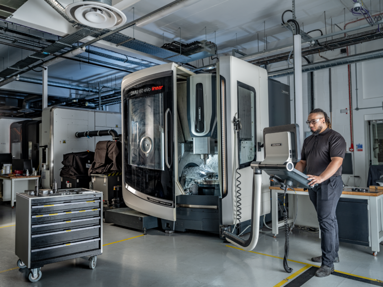 diferença entre cam e cad