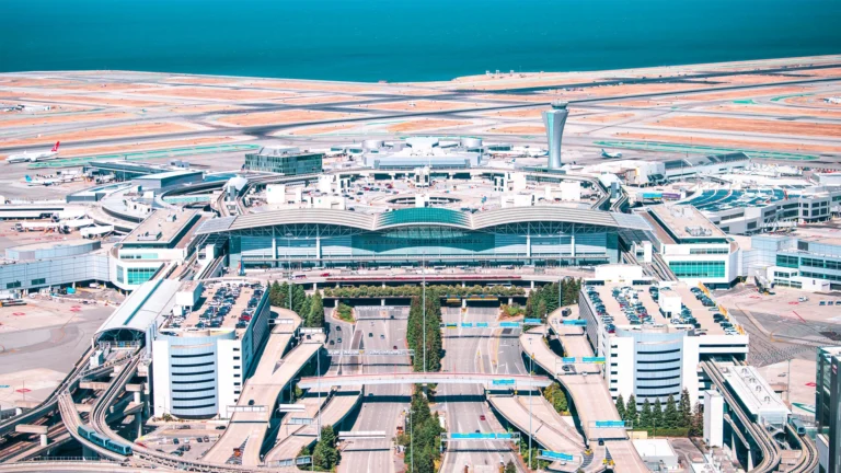 Vista do terminal do Aeroporto SFO. Foto: Ryan Patterson / San Francisco International Airport"